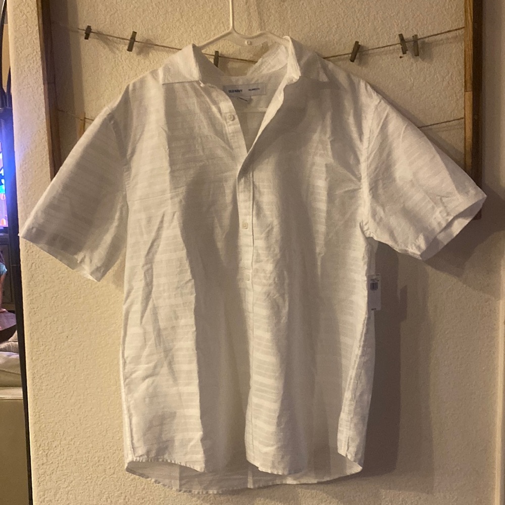 Men short sleeve button down white shirt